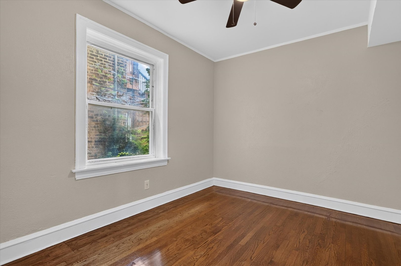 7700 S Laflin Street Property Photo 14