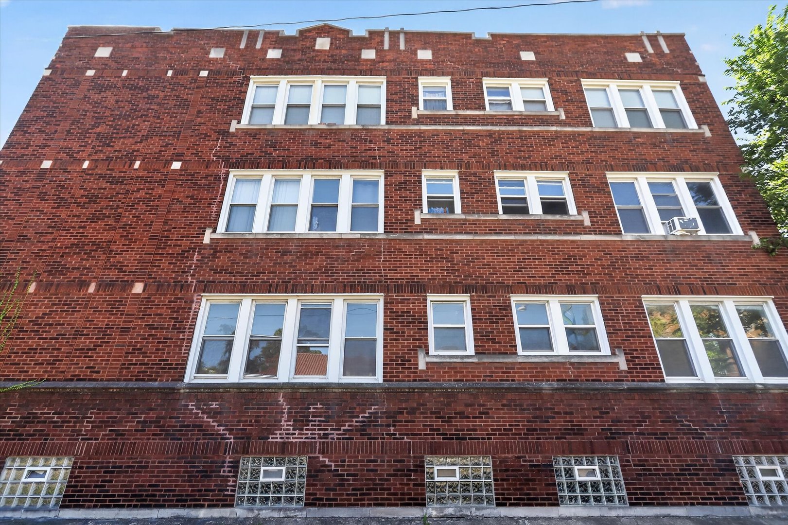7700 S Laflin Street Property Photo 18