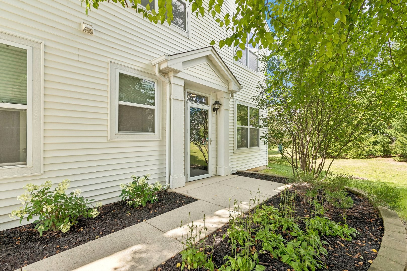 1248 Chesterton Drive Property Photo 1