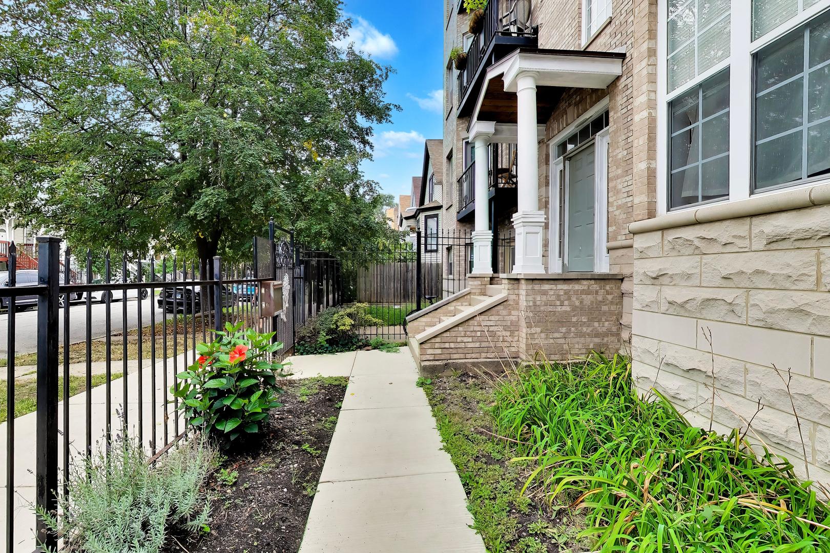 3614 W Shakespeare Avenue Property Photo 3
