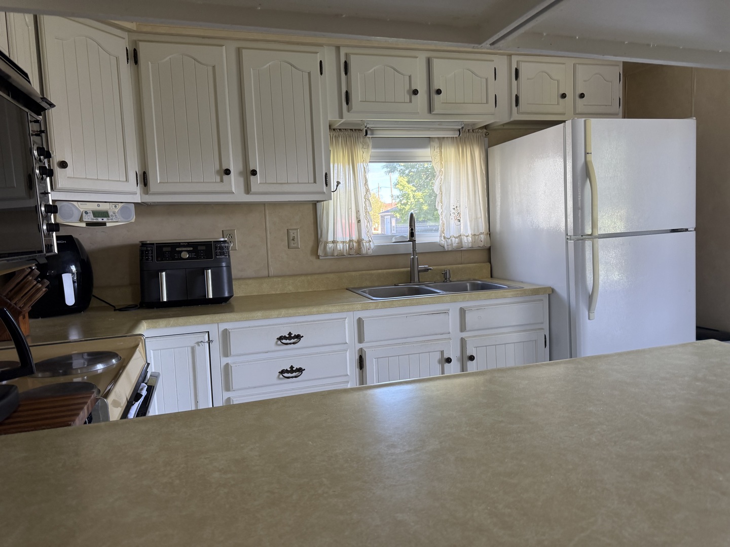 206 S 1st Street Property Photo 5
