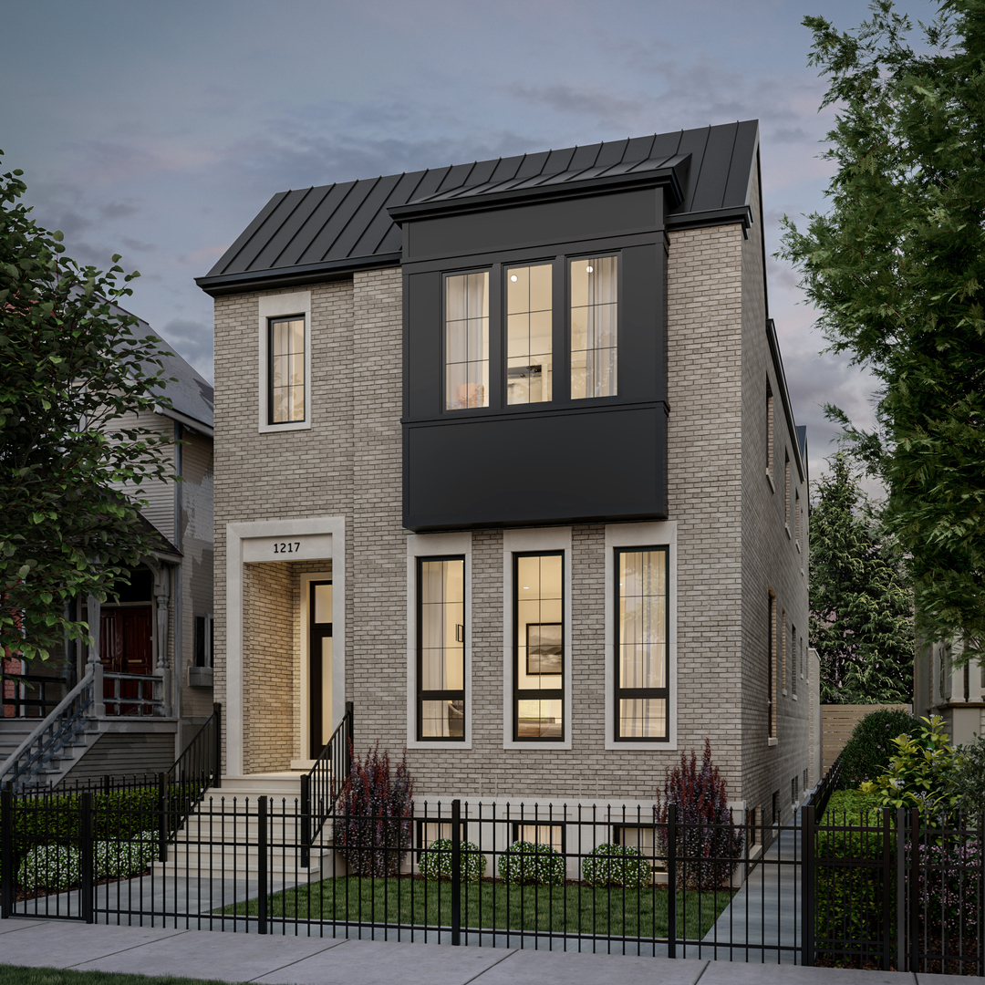 1217 W Montana Street Property Photo 1