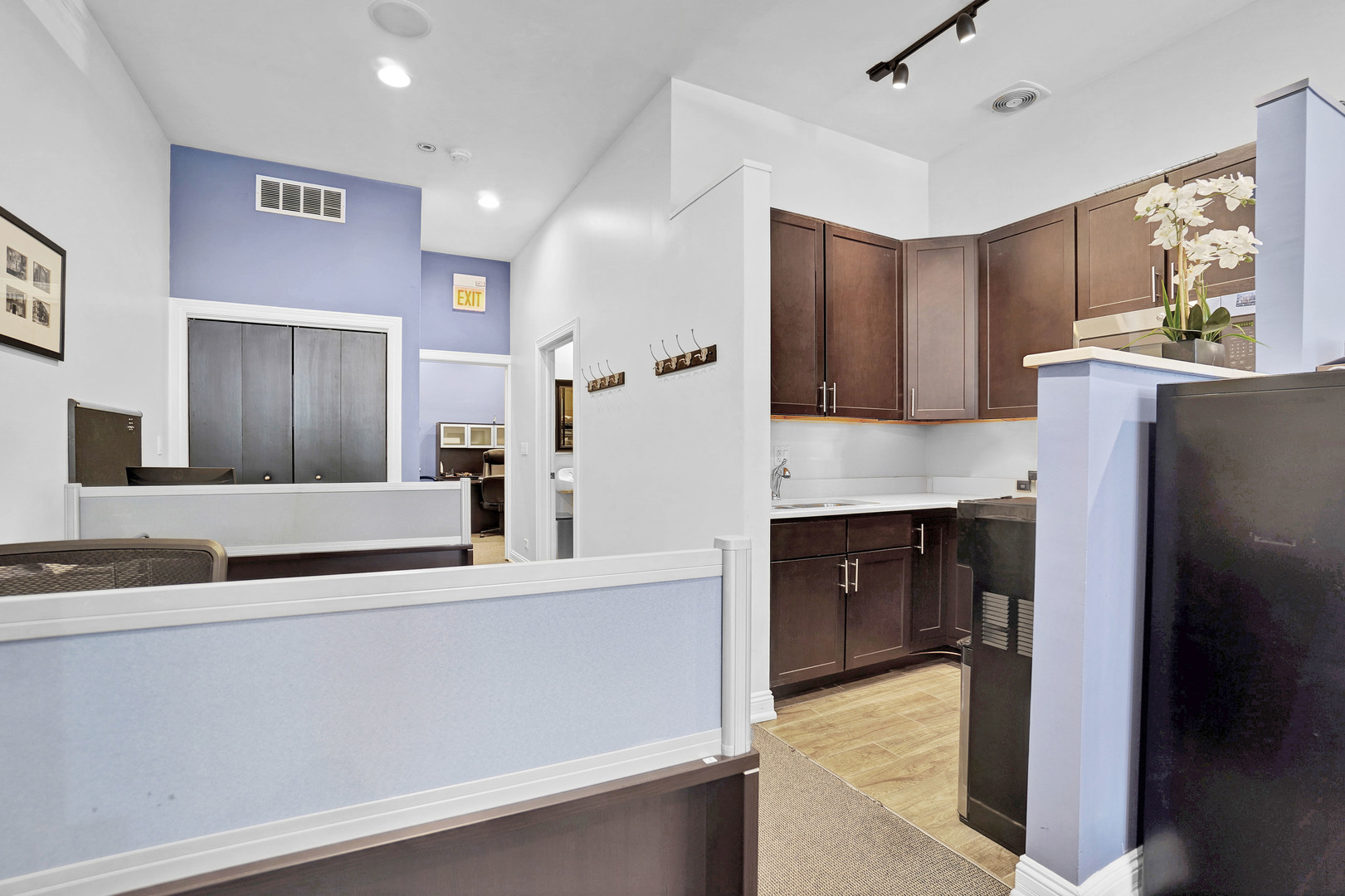 1409 W Chicago Avenue C1 Property Photo 5