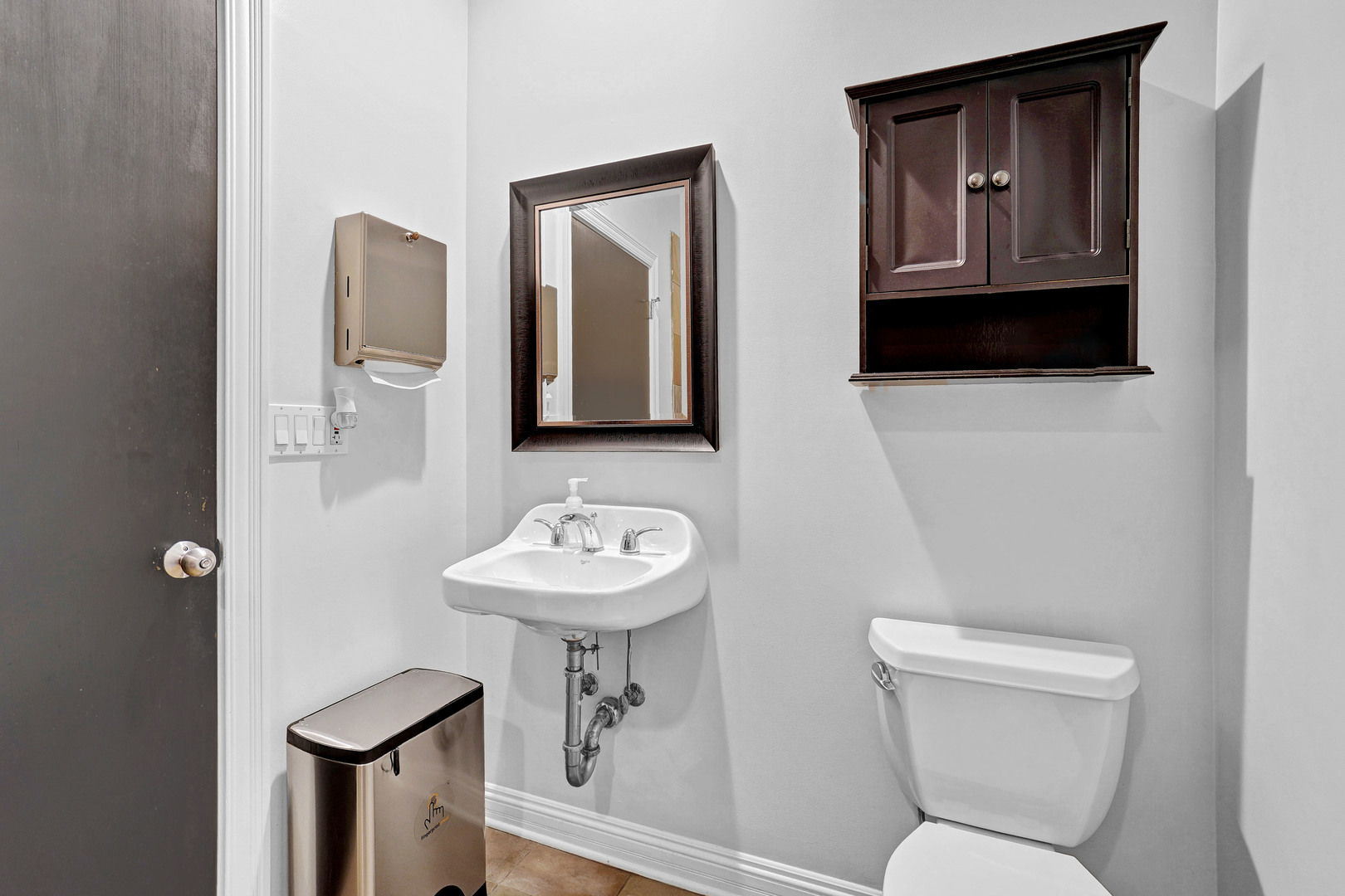 1409 W Chicago Avenue C1 Property Photo 6