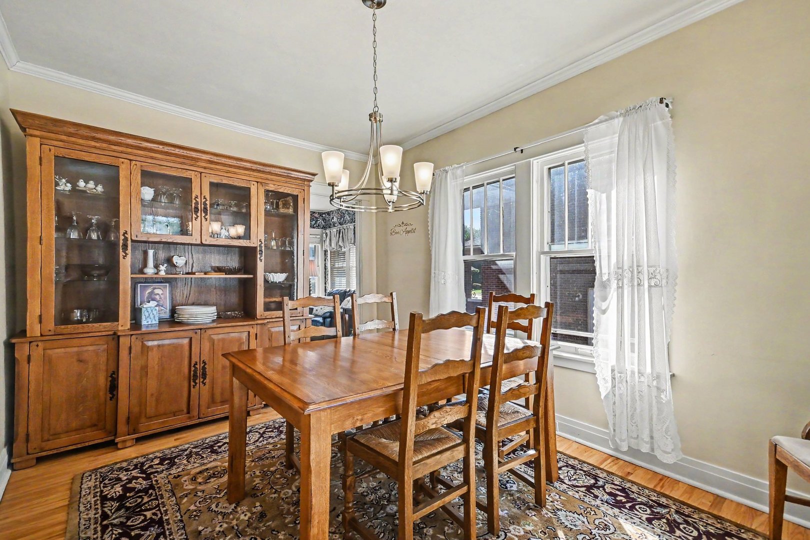 411 Cornelia Street Property Photo 14