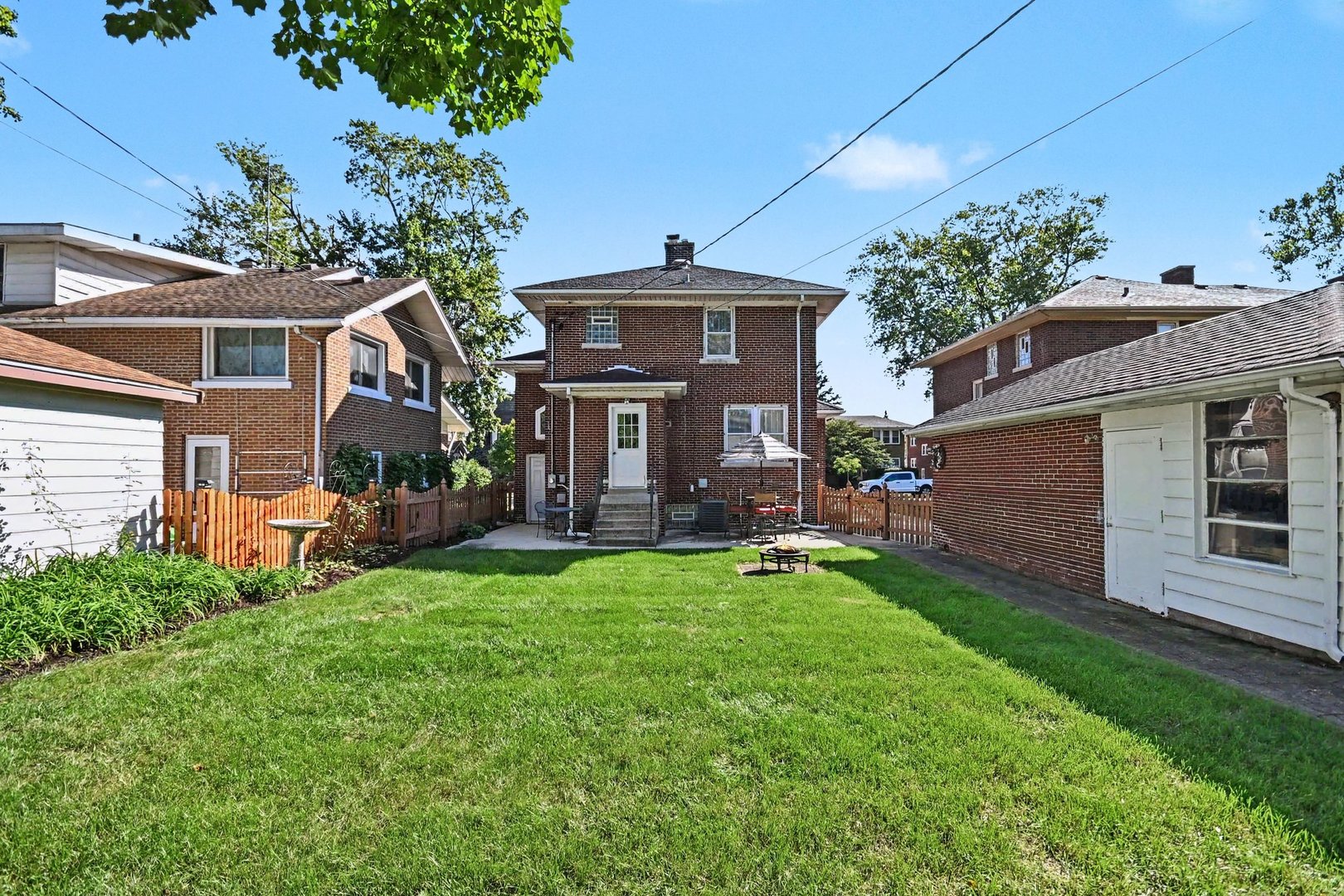 411 Cornelia Street Property Photo 41