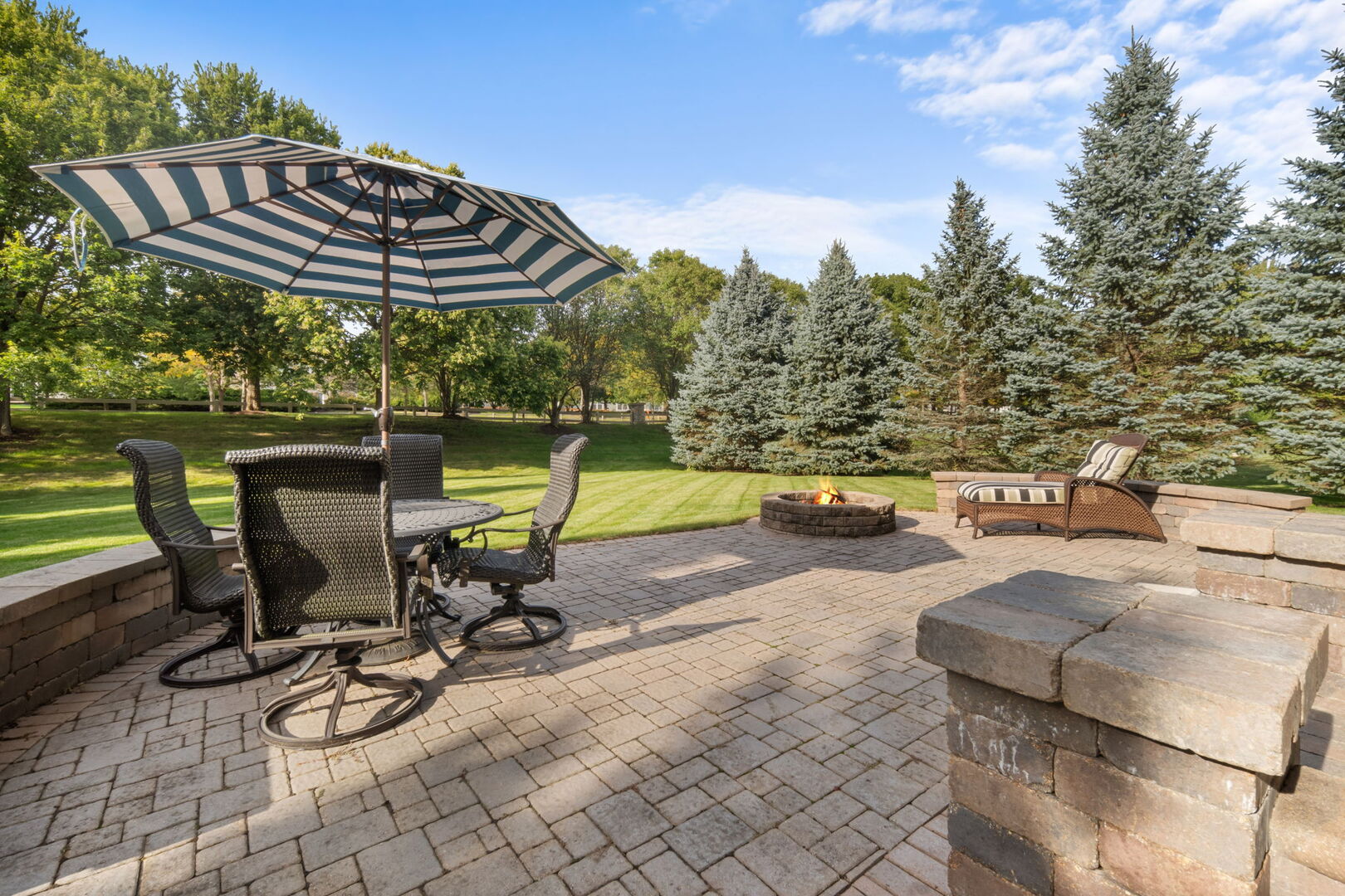 308 Comstock Drive Property Photo 39