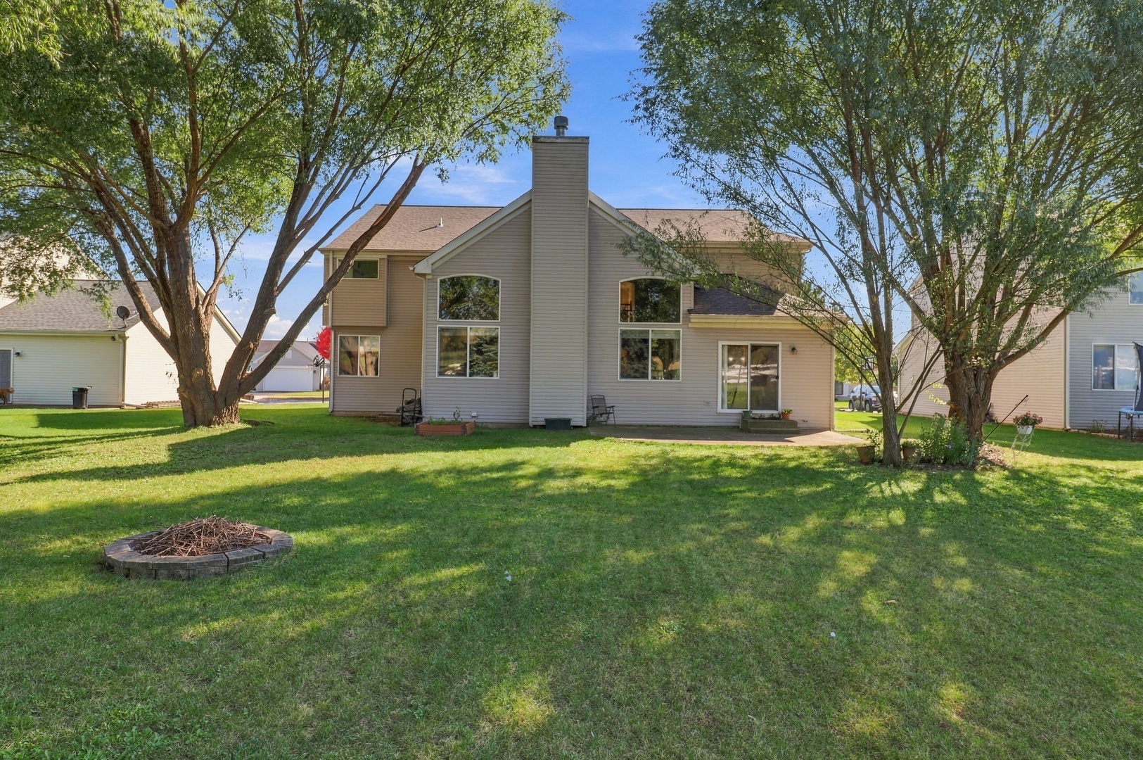 6426 Midleton Lane Property Photo 2