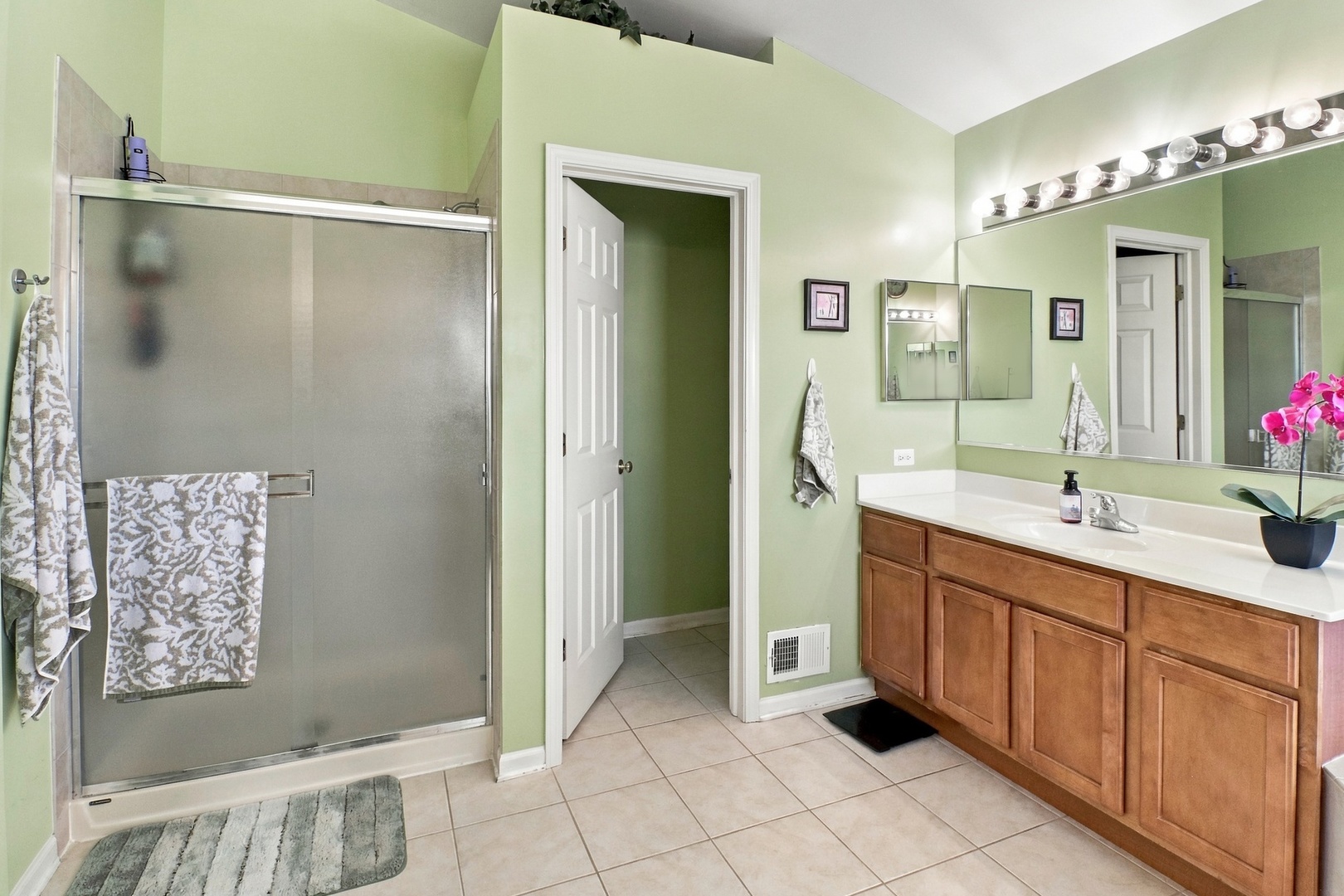 6426 Midleton Lane Property Photo 43