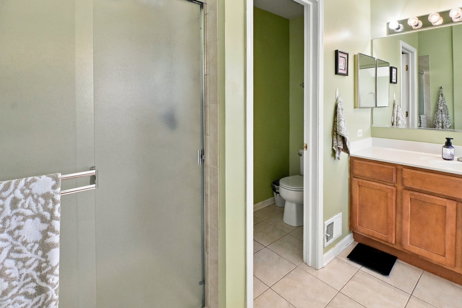 6426 Midleton Lane Property Photo 44