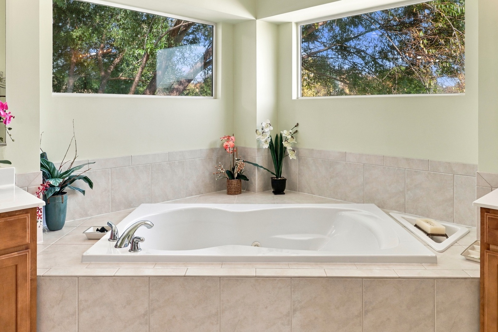 6426 Midleton Lane Property Photo 45