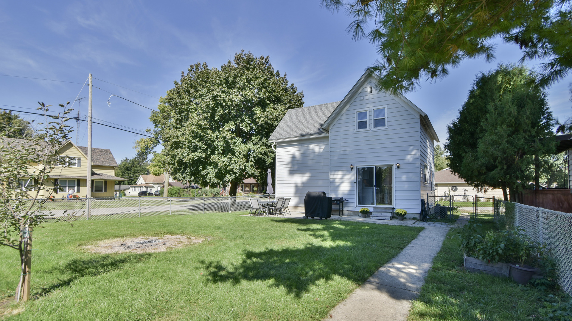 412 Prospect Avenue Property Photo 3