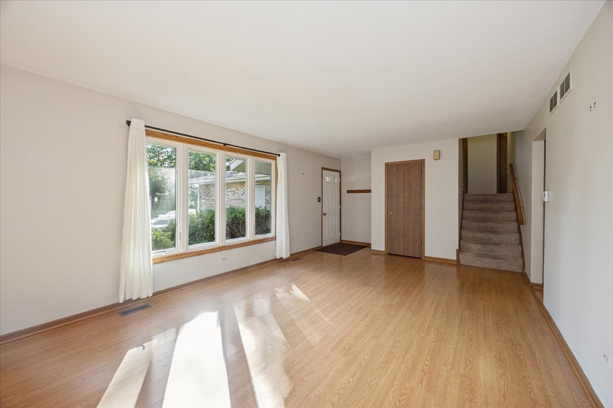 1006 Longford Drive Property Photo 2