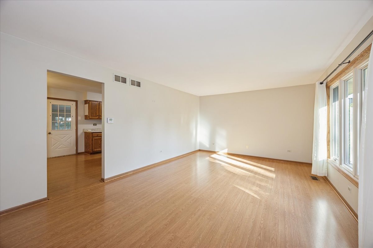 1006 Longford Drive Property Photo 3