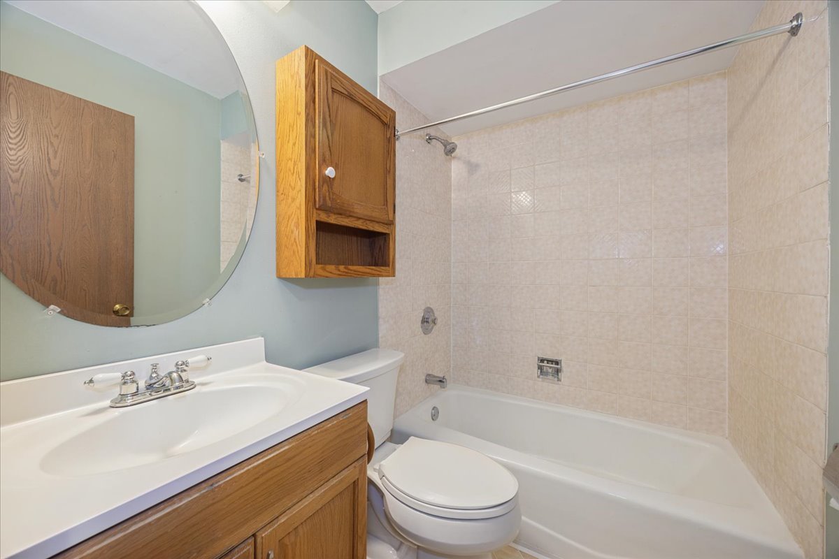 1006 Longford Drive Property Photo 12