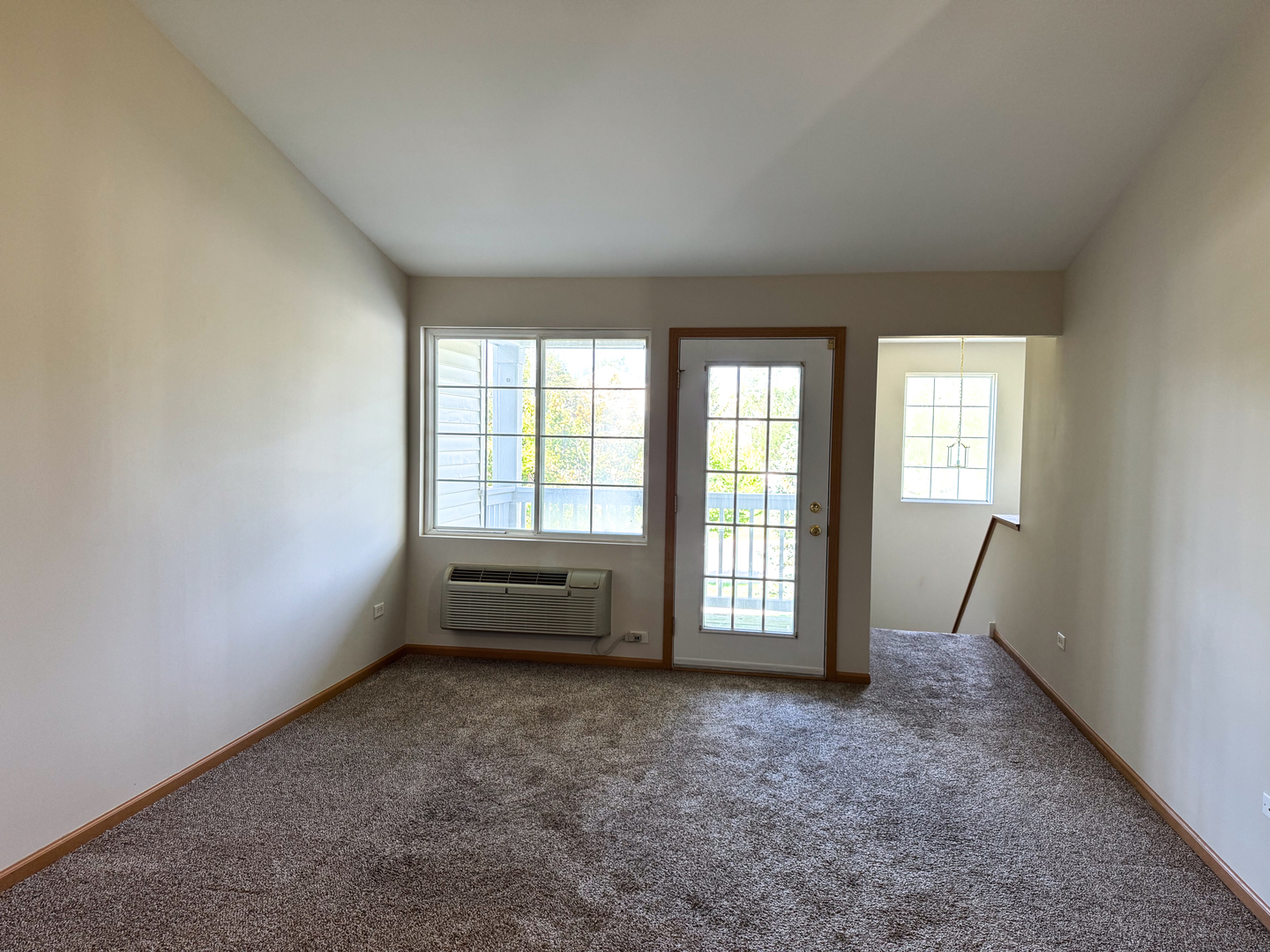 227 Silverstone Drive 227 Property Photo 6