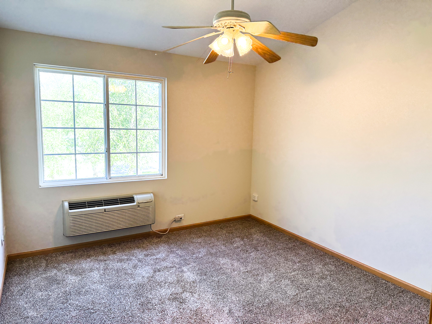 227 Silverstone Drive 227 Property Photo 9