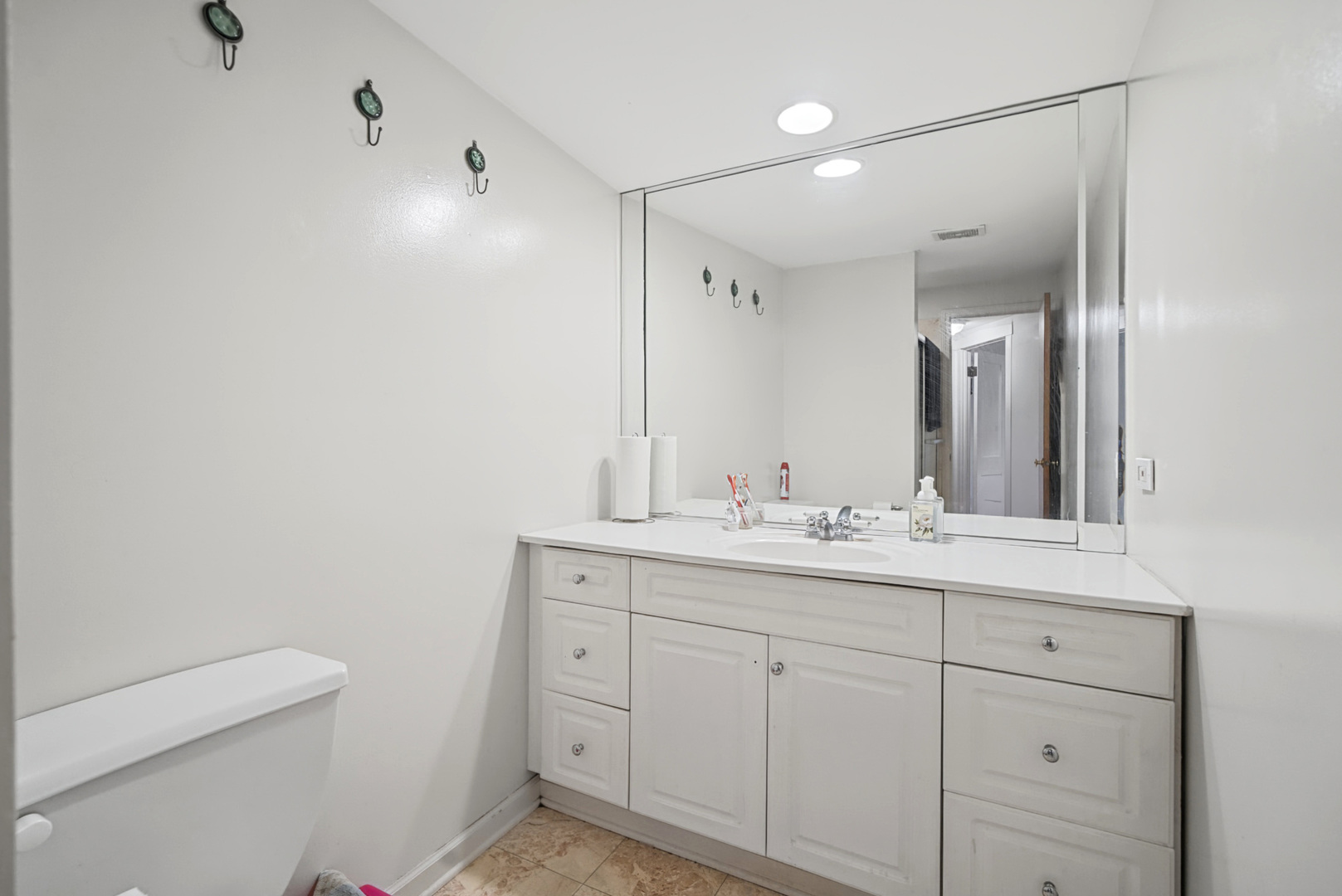 5650 N Mason Avenue Property Photo 15