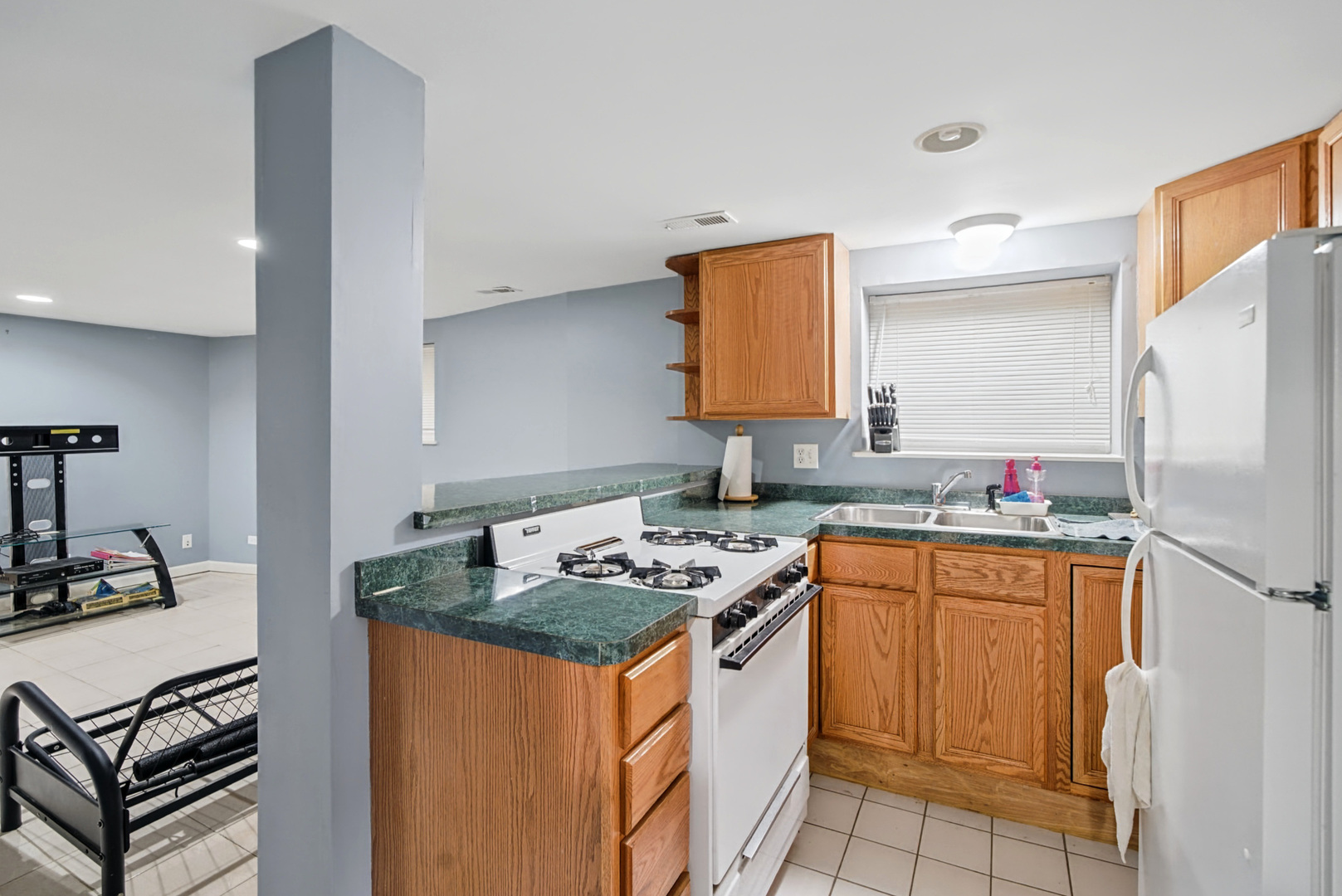 5650 N Mason Avenue Property Photo 16