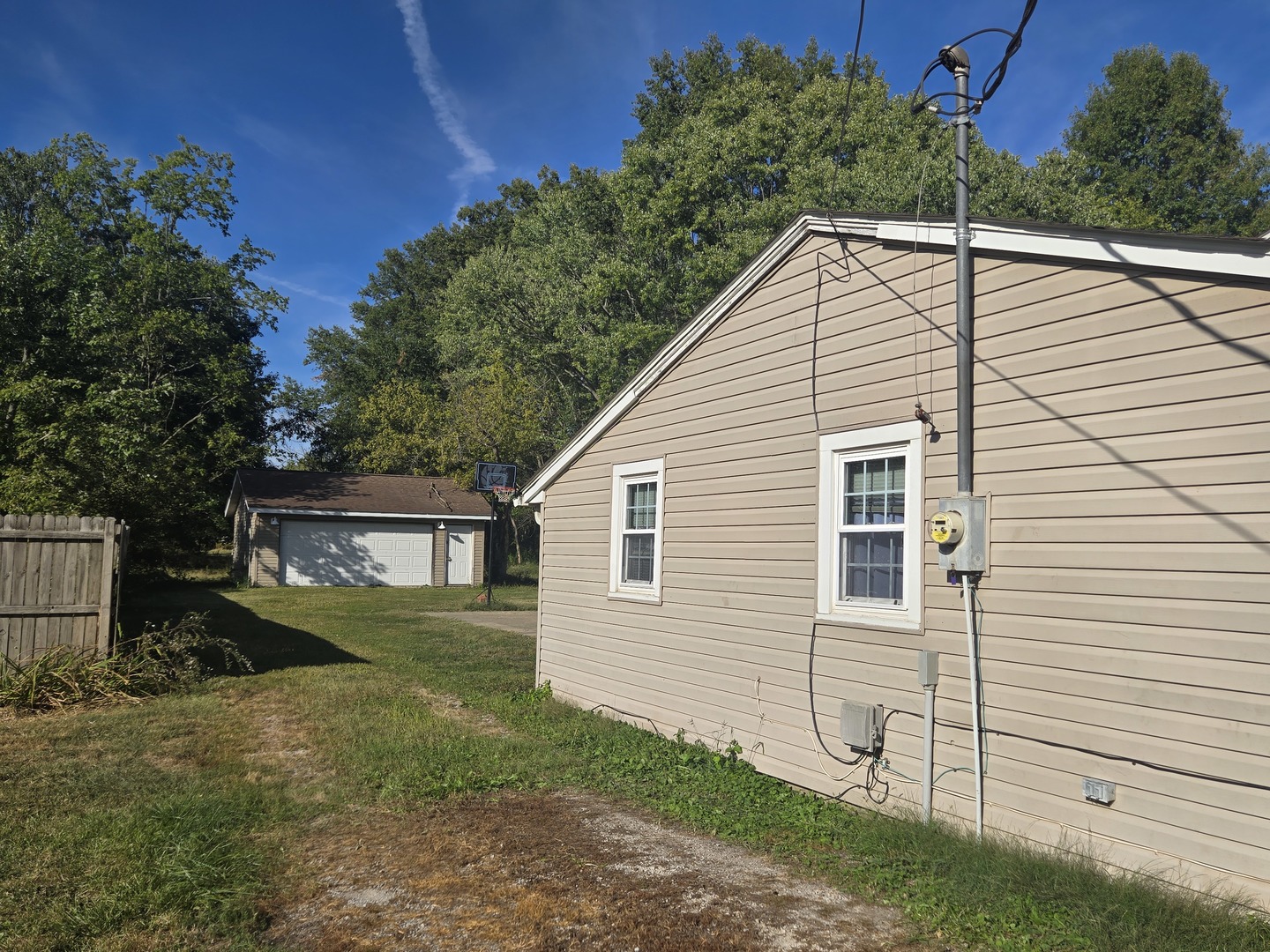 720 Airport Road Property Photo 2