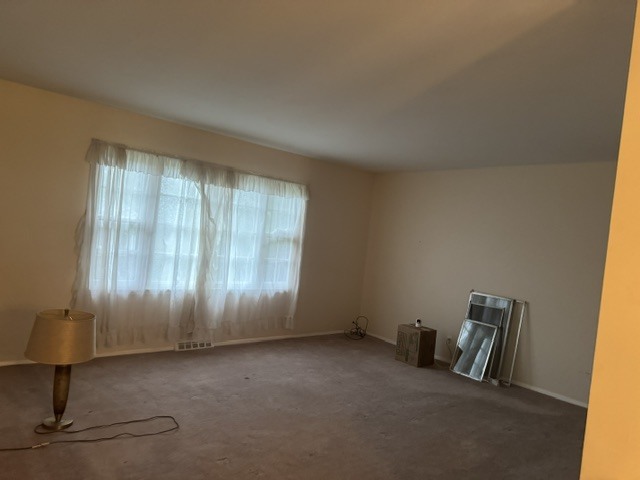 6 Guilford Road Property Photo 3