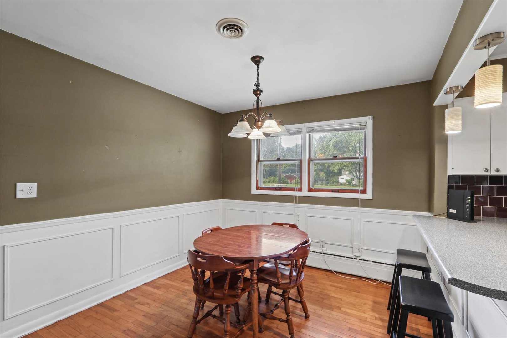 810 Longview Road Property Photo 11