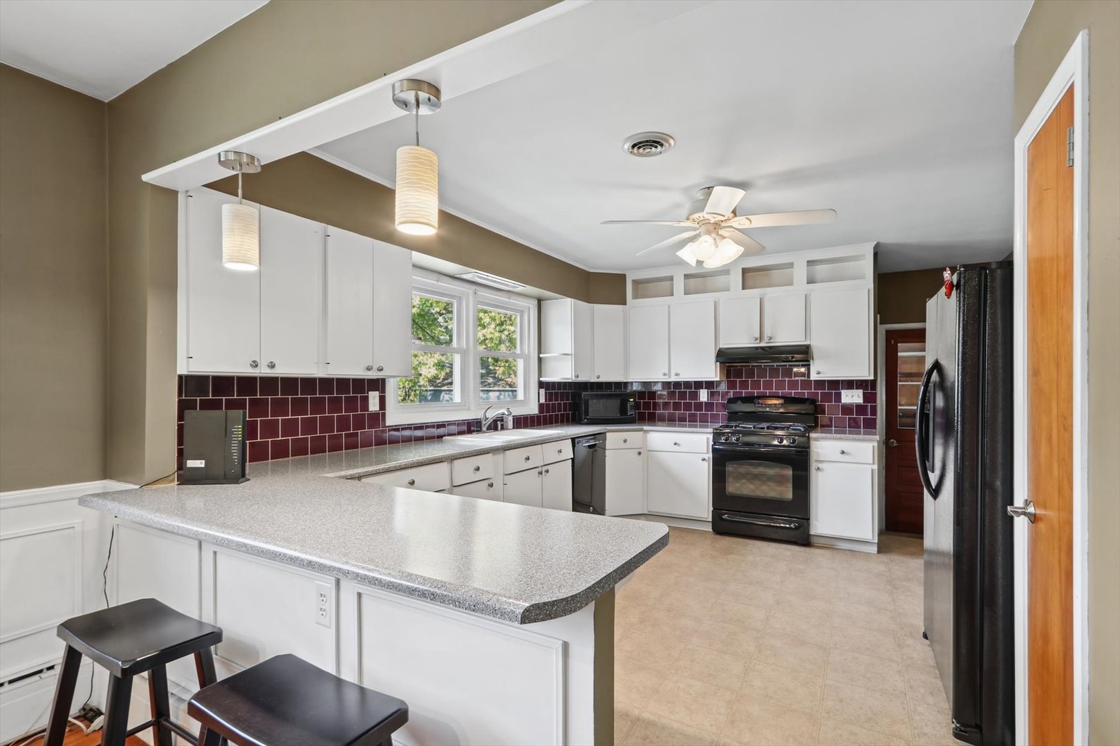 810 Longview Road Property Photo 13