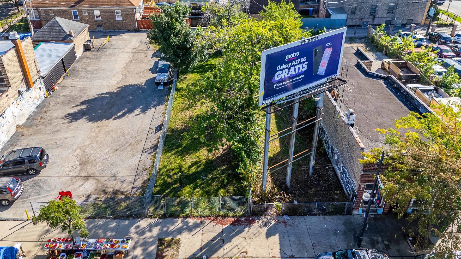 2711 W 59th Street Property Photo 4