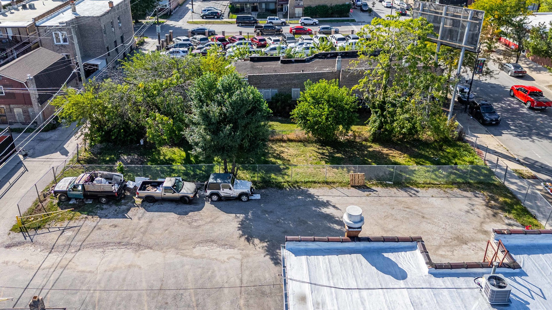 2711 W 59th Street Property Photo 6