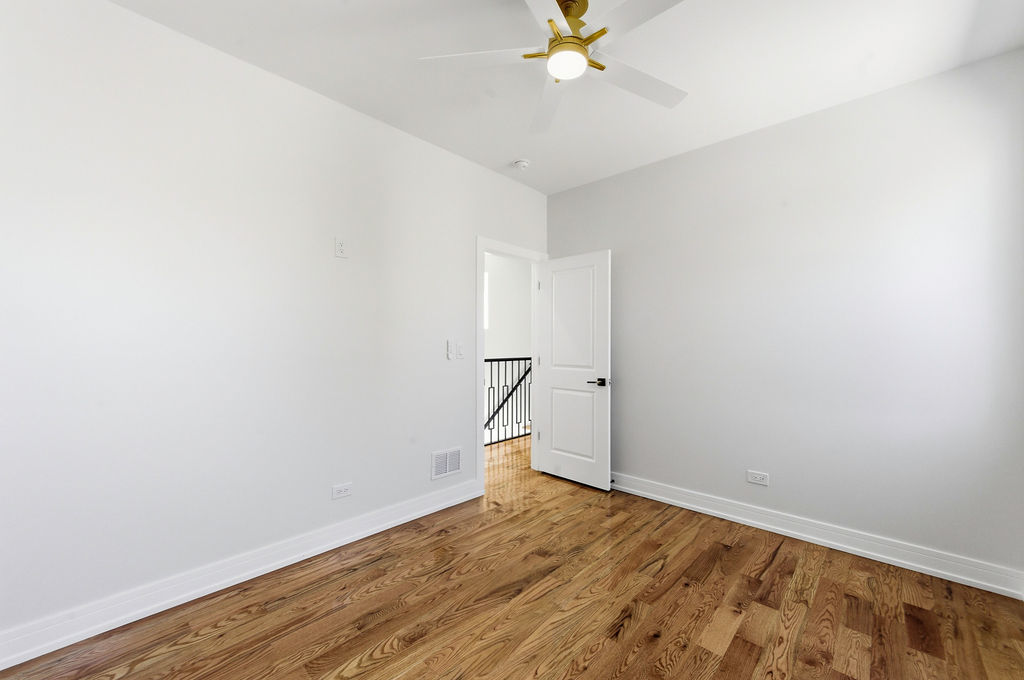 618 N Avers Avenue Property Photo 20
