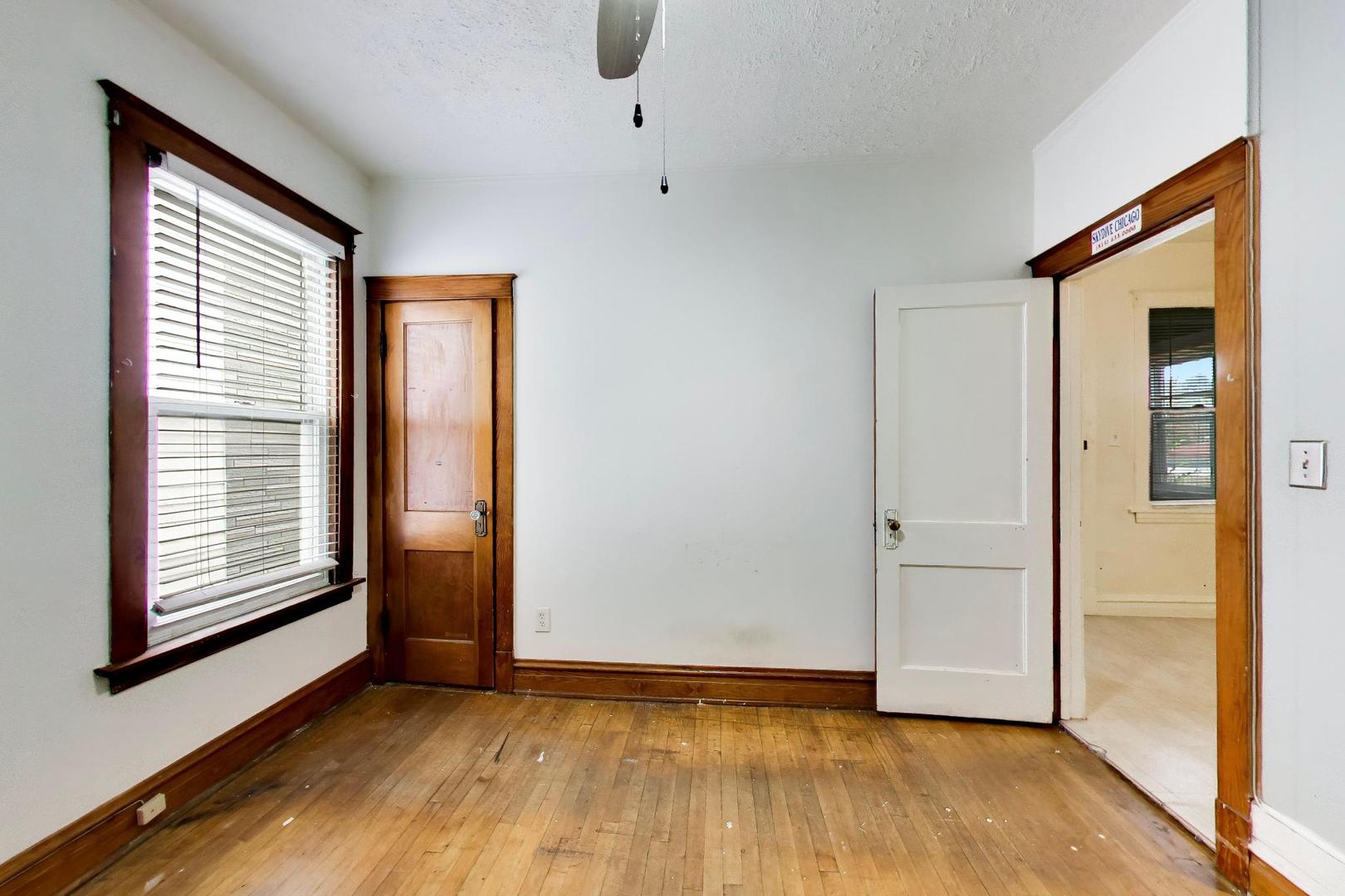 4132 N Maplewood Avenue Property Photo 18