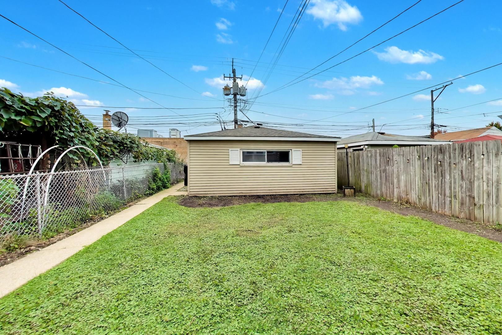 4132 N Maplewood Avenue Property Photo 47