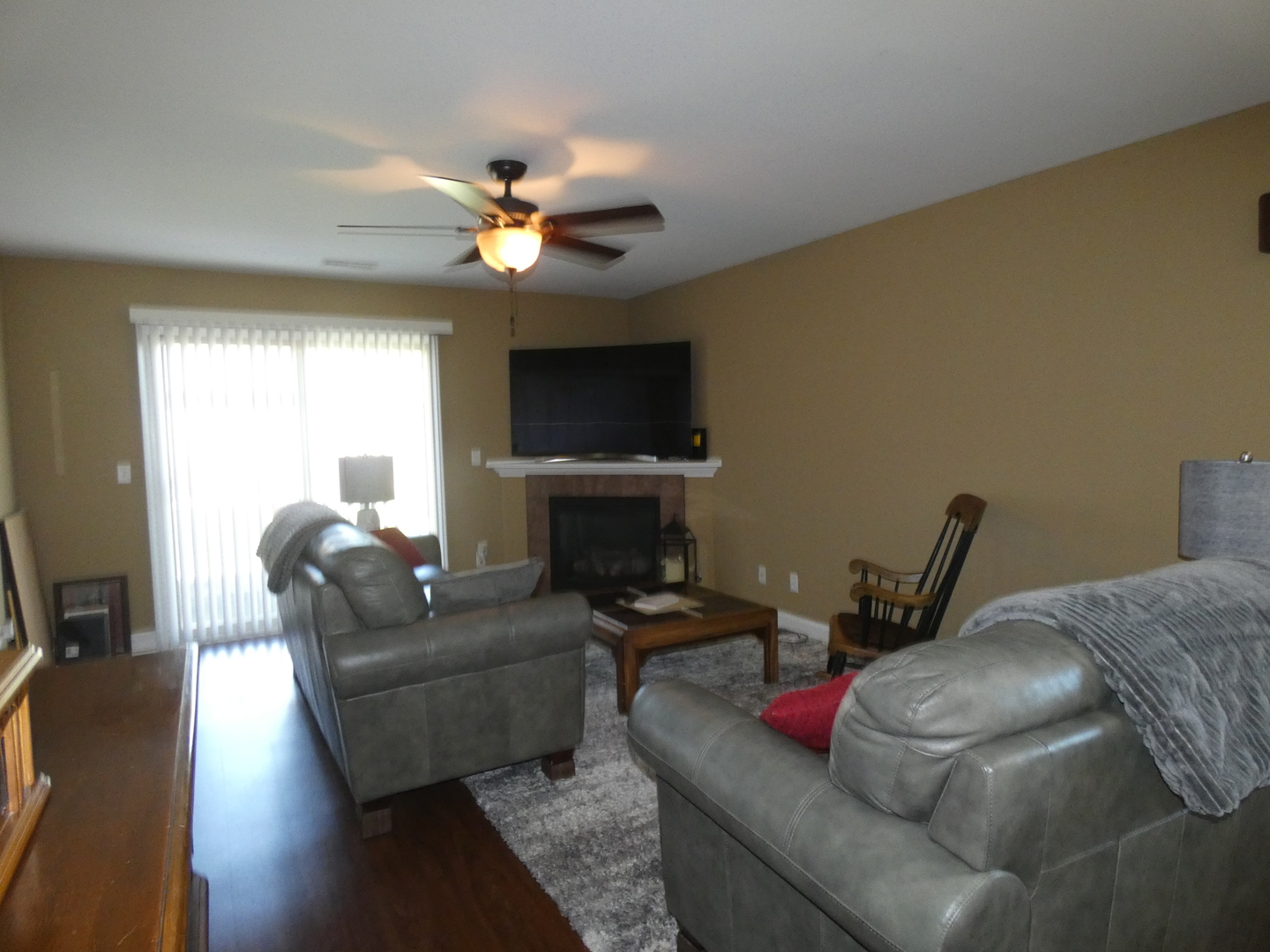 203 E John Casey Road 1 Property Photo 3