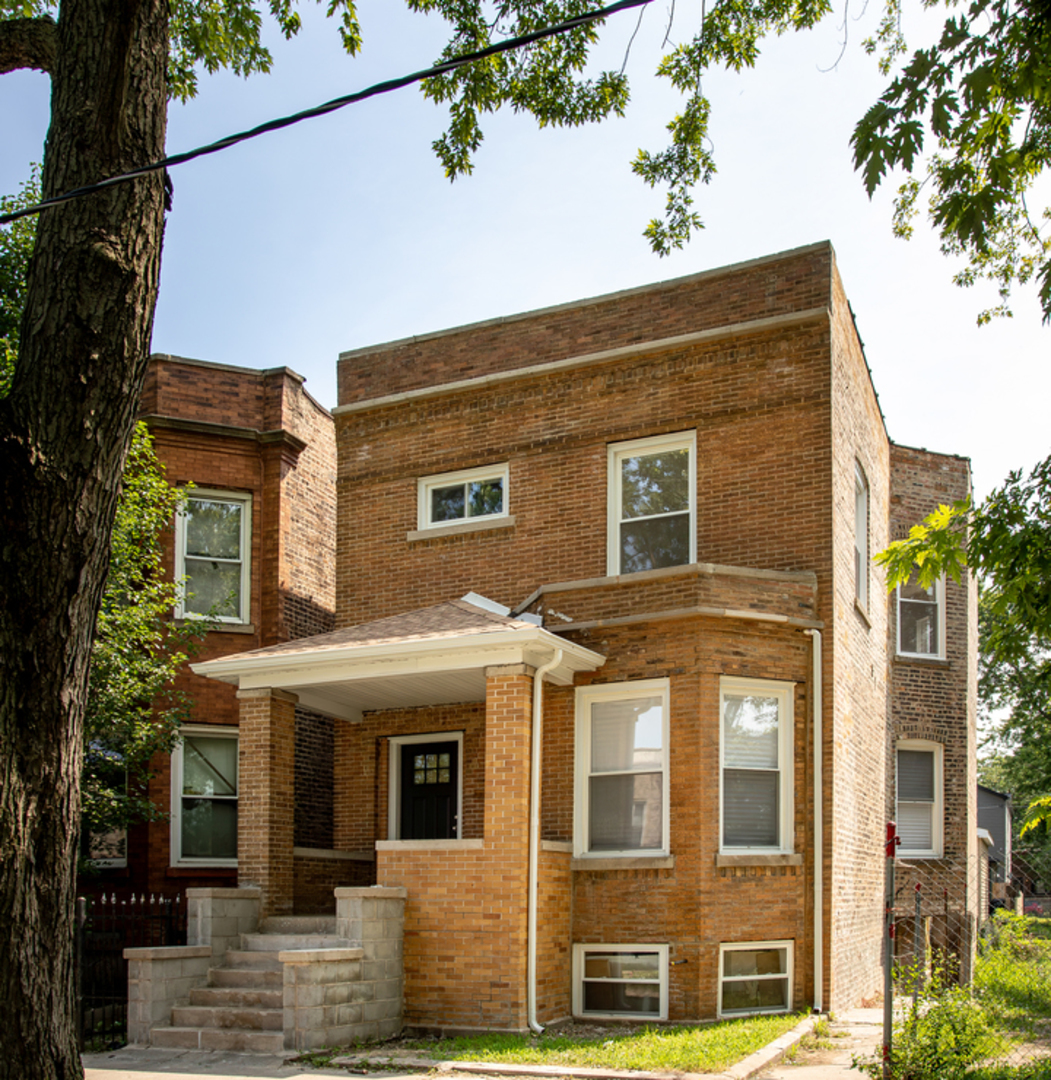 6627 S Saint Lawrence Avenue Property Photo 1