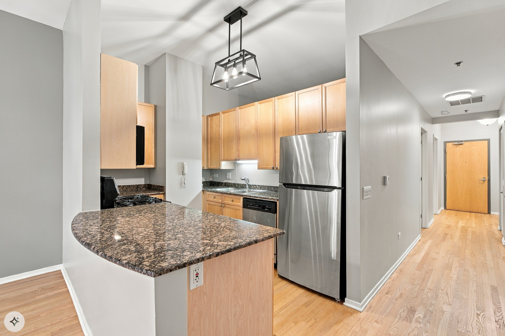 1201 W Adams Street 510 Property Photo 6