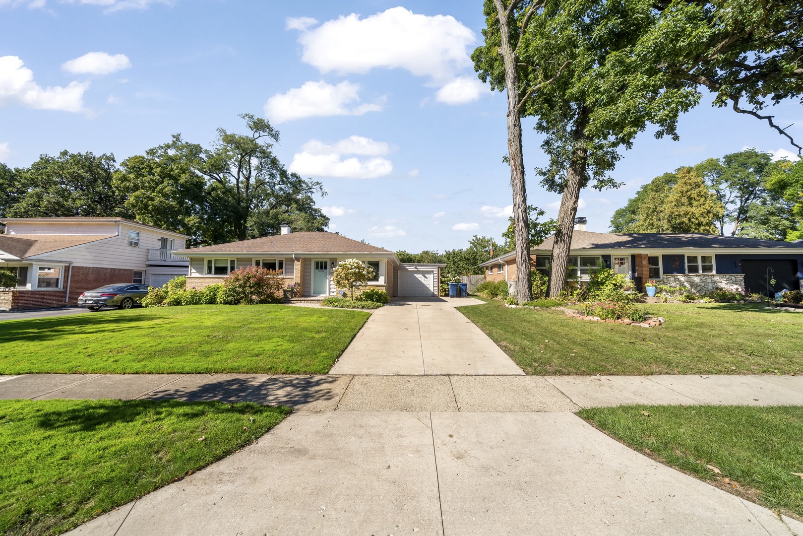 1960 Milton Avenue Property Photo 1
