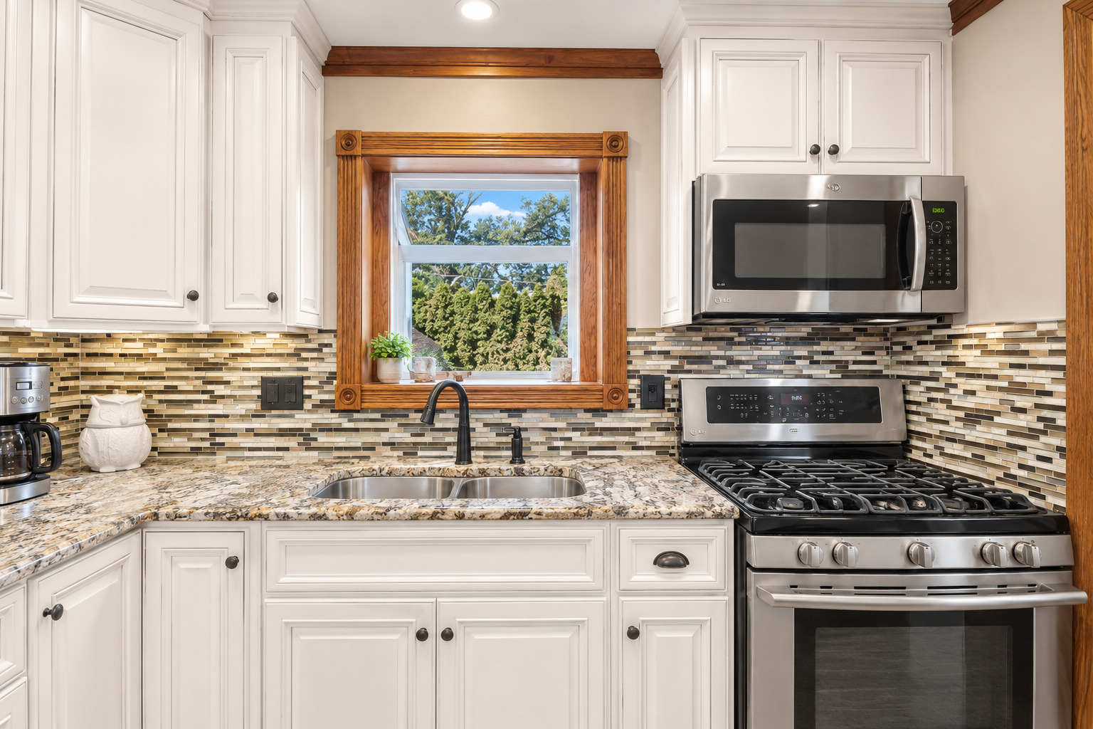 9138 Belleforte Avenue Property Photo 14