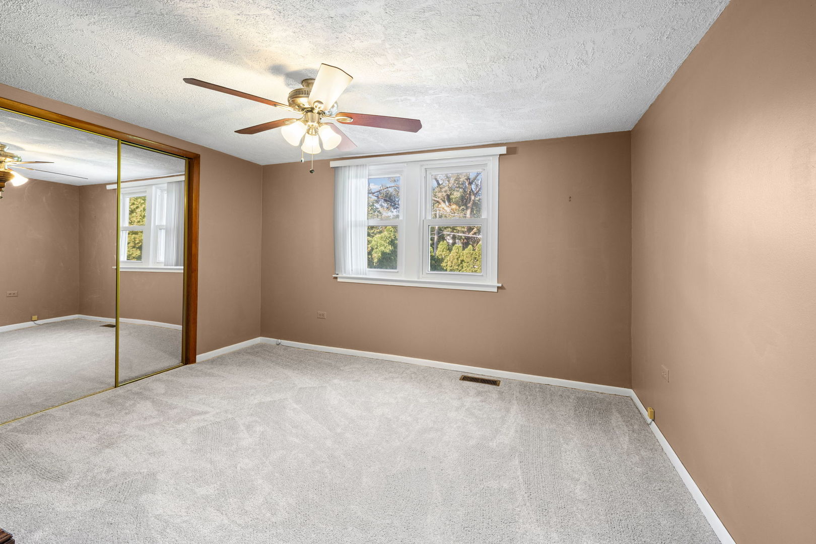 9138 Belleforte Avenue Property Photo 26