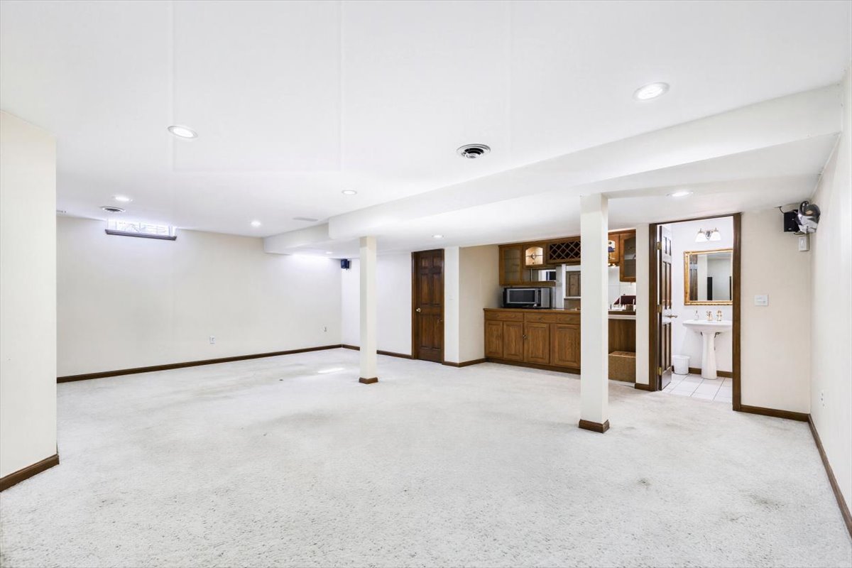 124 Corsaire Lane Property Photo 33
