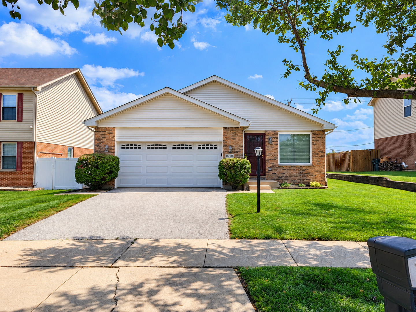 16621 Lockridge Avenue Property Photo 1