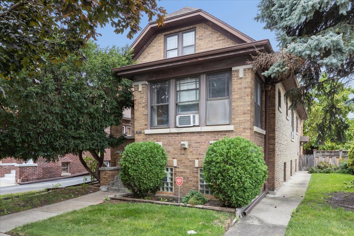 8010 44th Street Property Photo 1