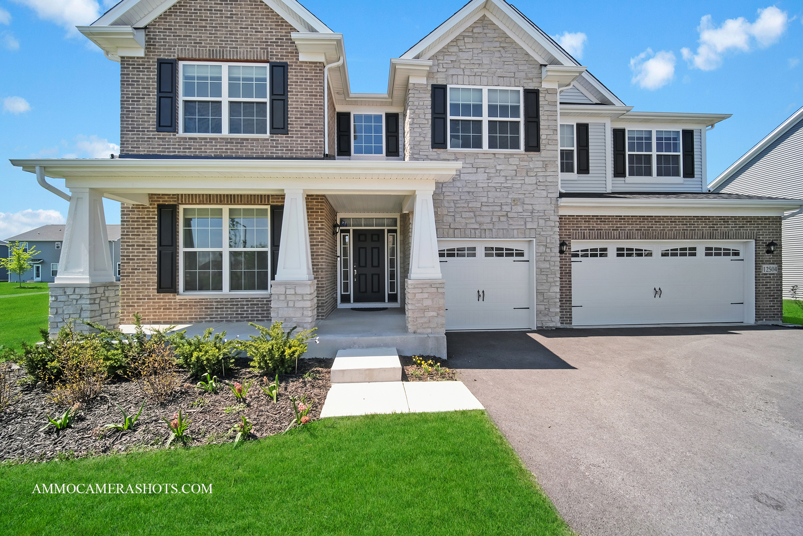 12504 S Cherry Blossom Boulevard Property Photo 3