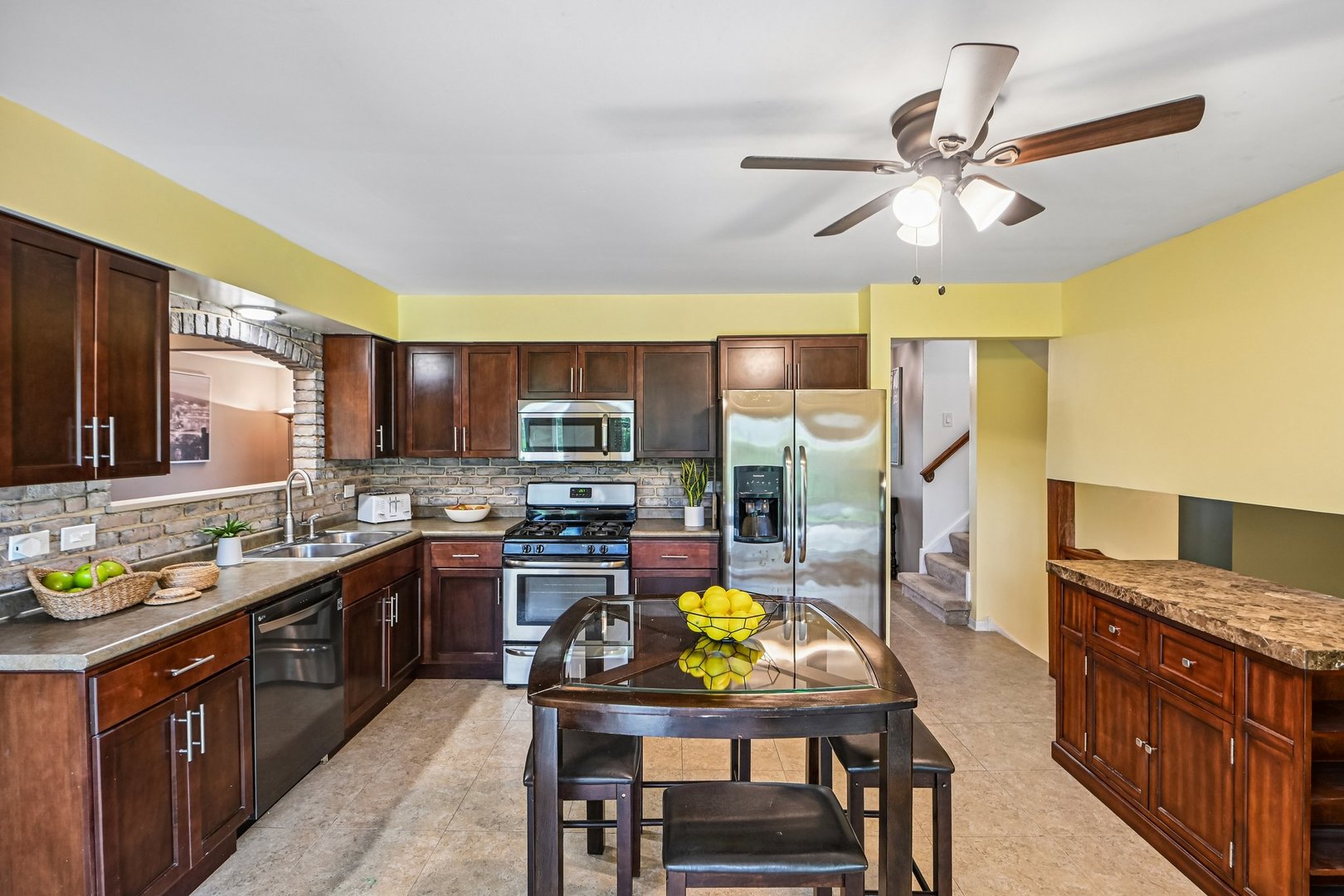 1146 Blackhawk Court Property Photo 6