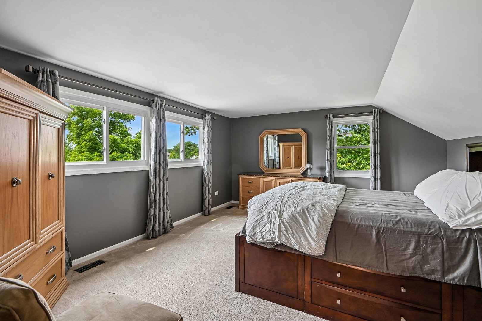 1146 Blackhawk Court Property Photo 14