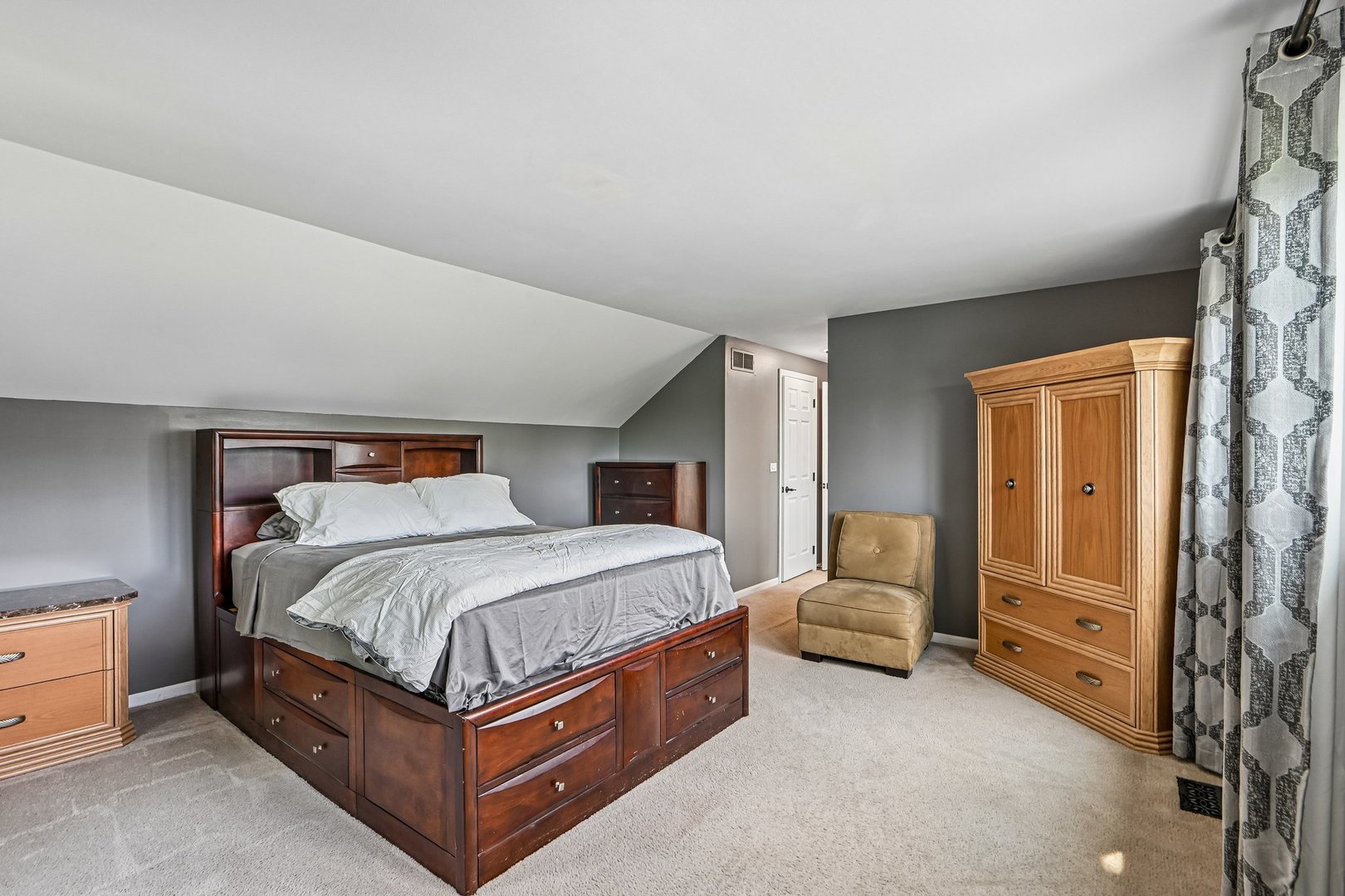 1146 Blackhawk Court Property Photo 16