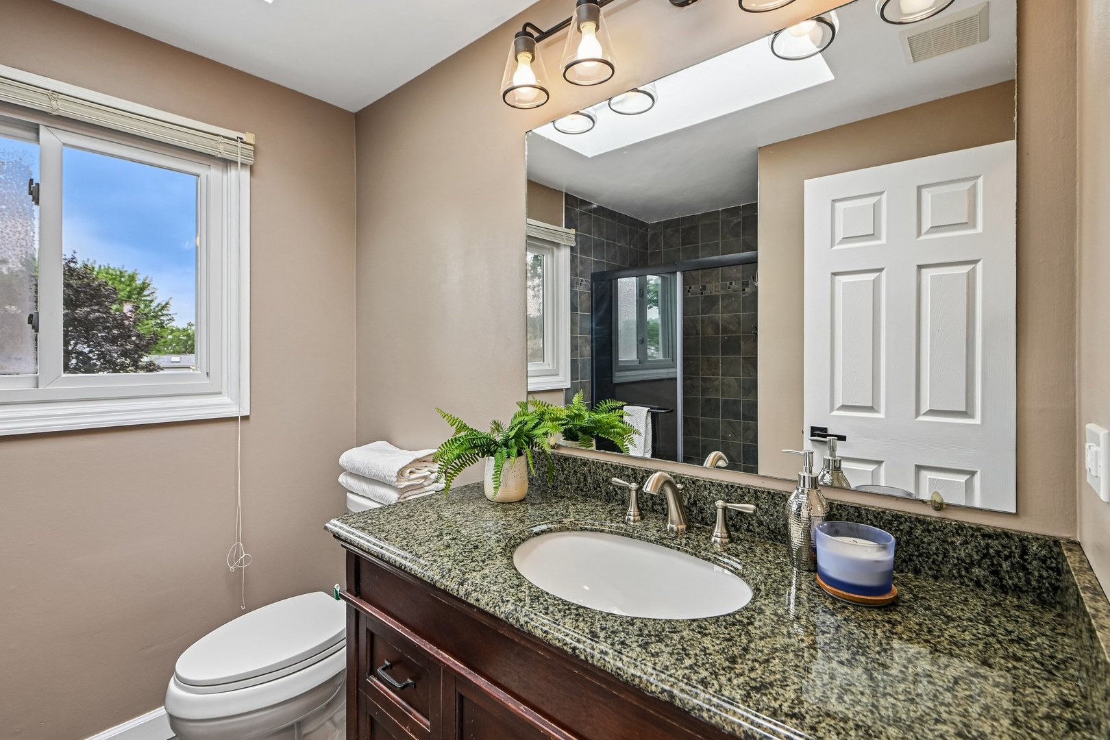 1146 Blackhawk Court Property Photo 17