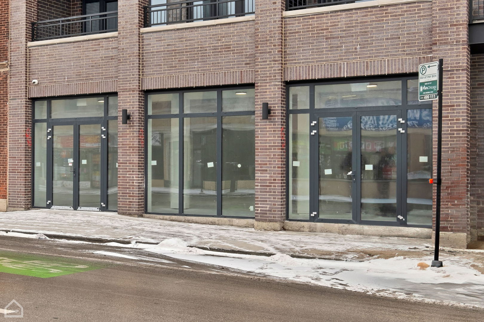 4414 N Kedzie Avenue Property Photo 3