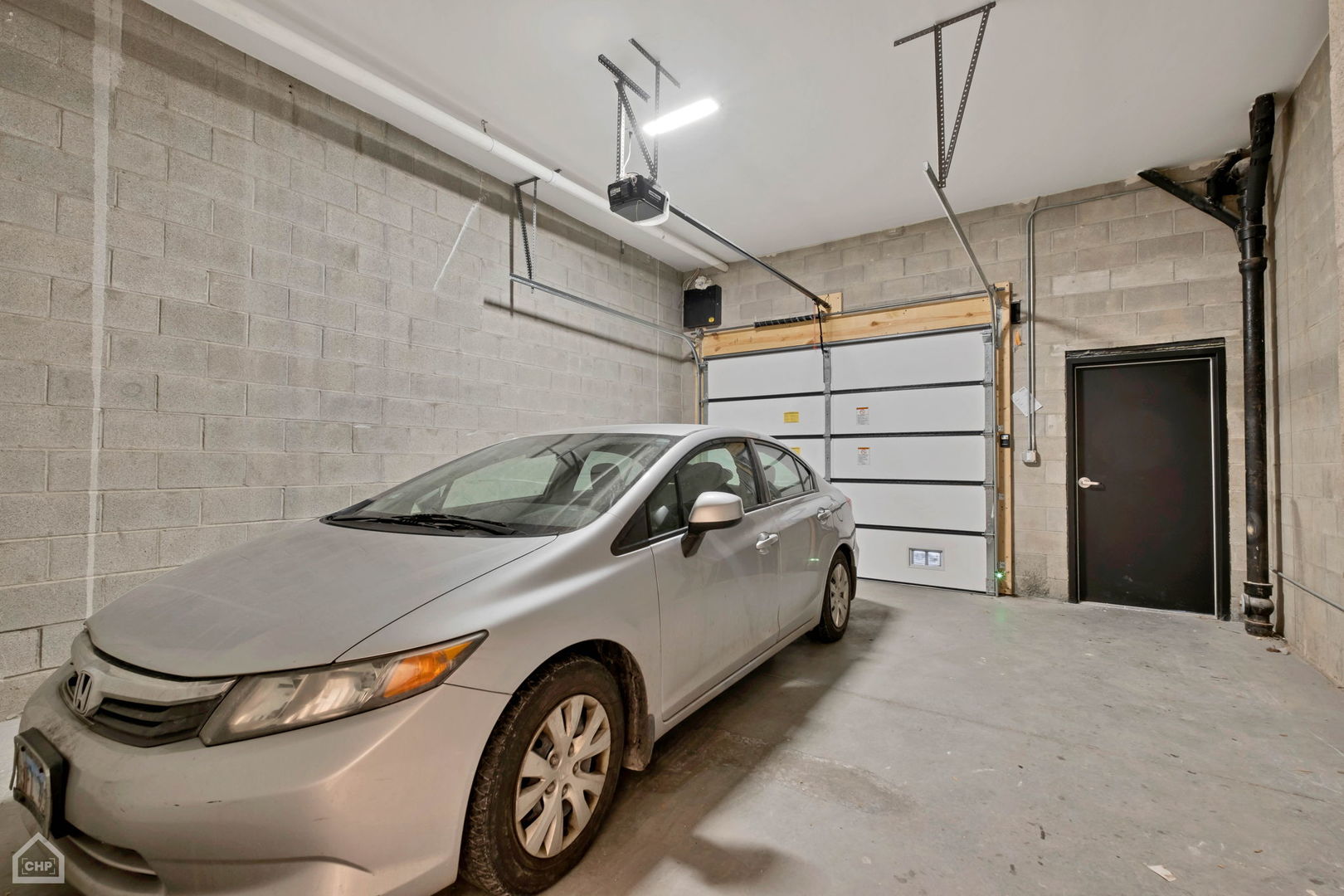 4414 N Kedzie Avenue Property Photo 12