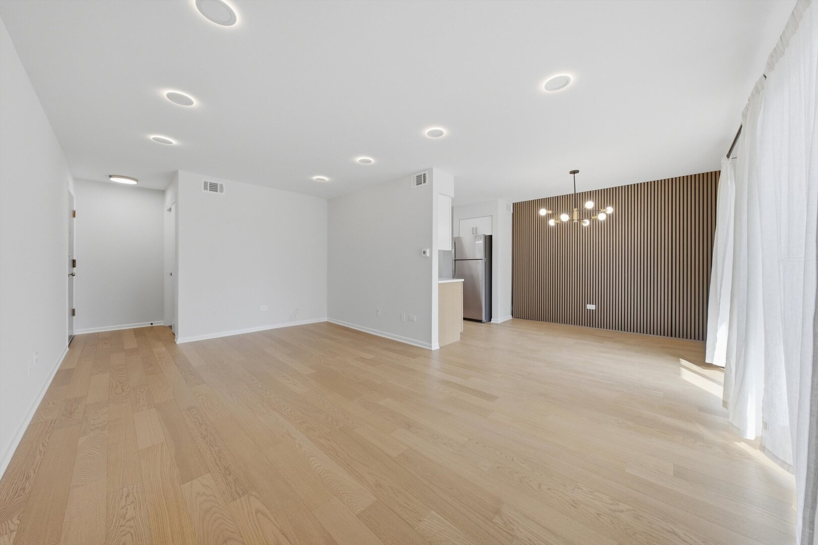 10851 S Keating Avenue 3b Property Photo 4