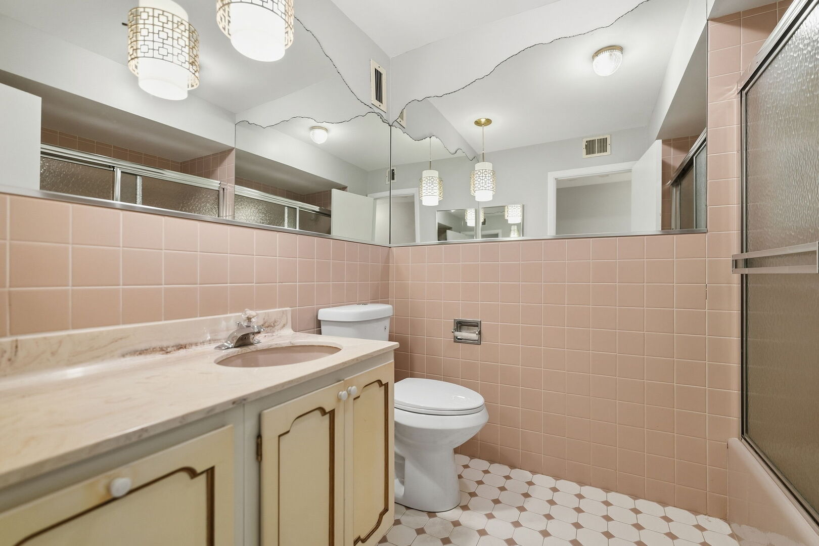 1535 Park Avenue 401 Property Photo 19